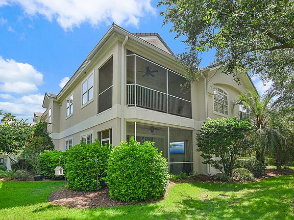 4th image of 4528 Golf Villa Ct Unit 401