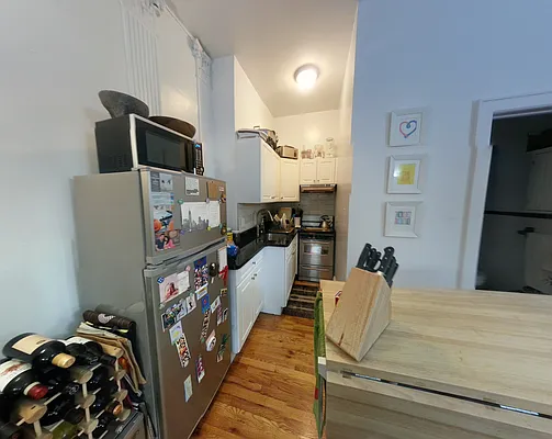 Rented by America Mecca Realty LLC | media 26
