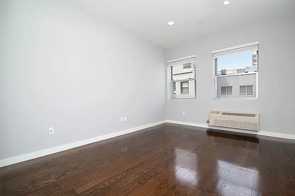 Rented by REAL New York | media 4