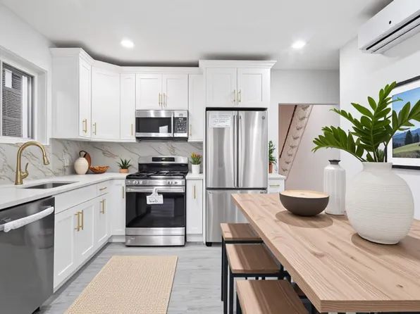 5618 Sylvan Avenue image 3 of 30