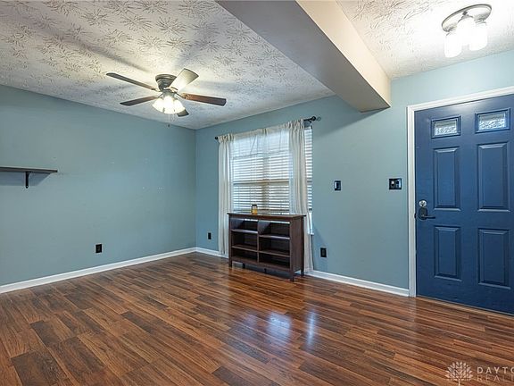 5th image of 8680 Plum Creek Ct