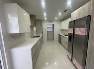 526 S Rainbow Dr #0, Hollywood, FL 33021