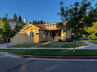 409 Peachcrest Dr, Oakdale, CA