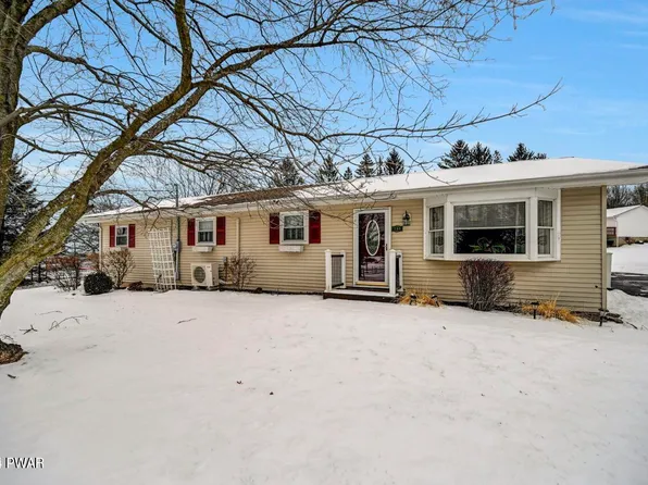 755 Terrace St, Honesdale, PA 18431