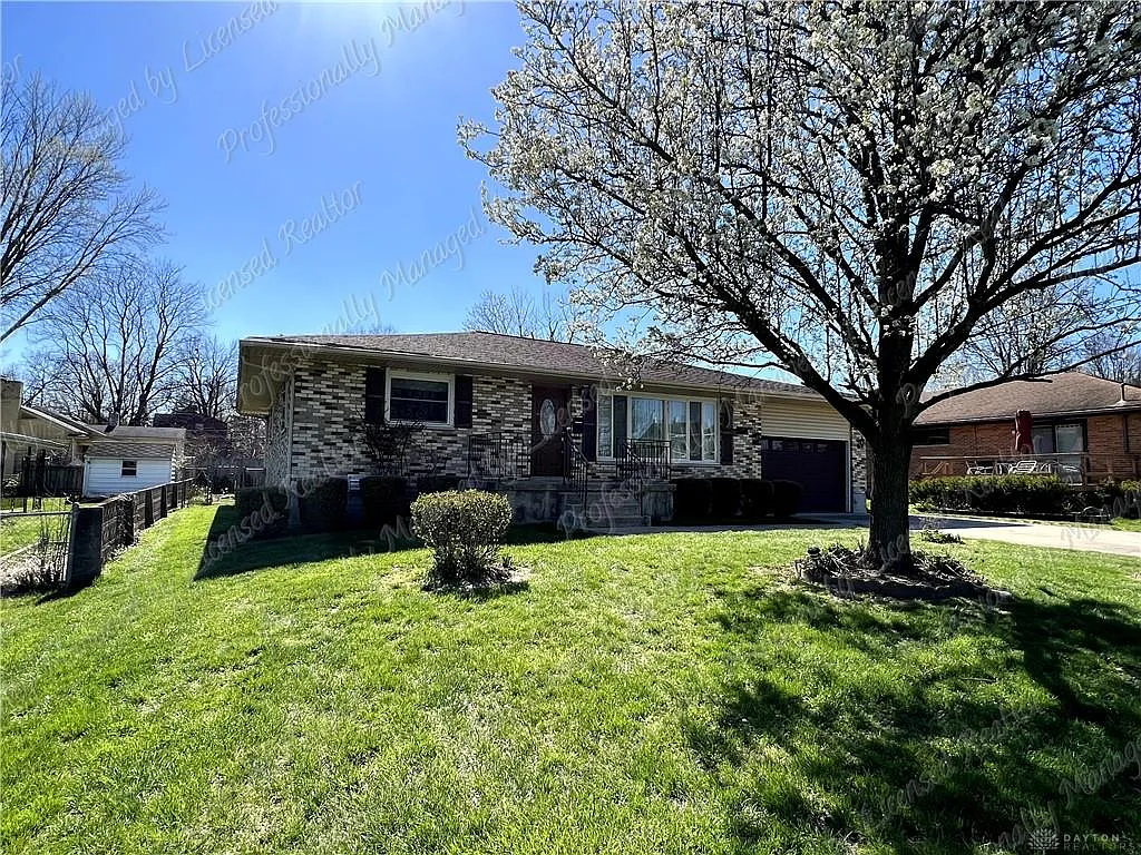 Building Photo - 3865 Greenbelt Ave