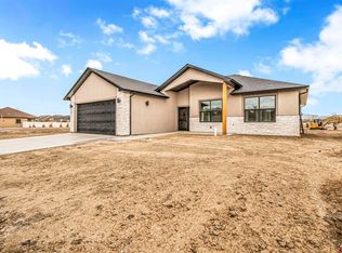 616 Alta Lakes Ave, Montrose, CO 81403