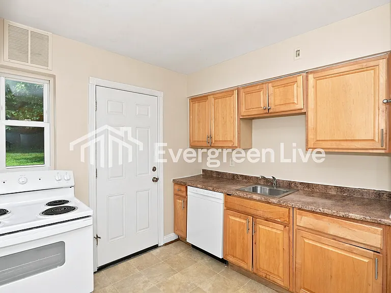 5194 Willnet Dr — Photo 5