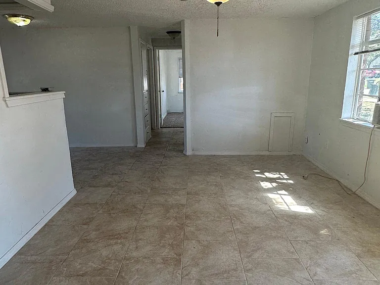 3713 Mallard Dr — Photo 9