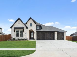 194 Memory Ln, Waxahachie, TX 75165