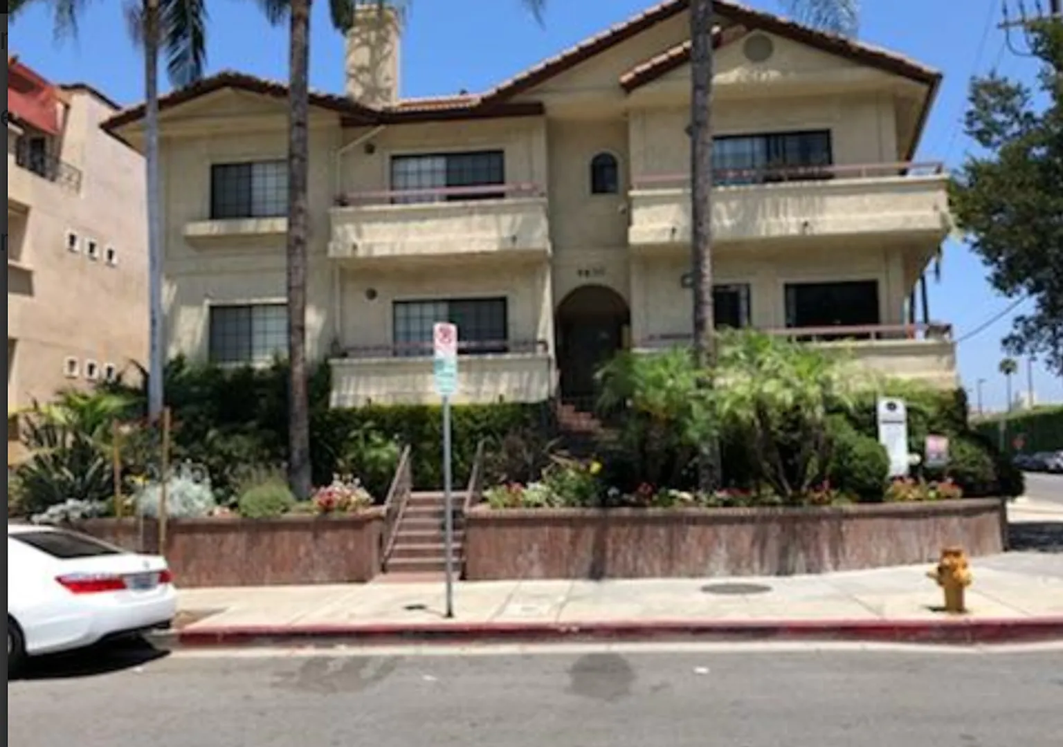 Sepulveda Apts 137 — Photo 1