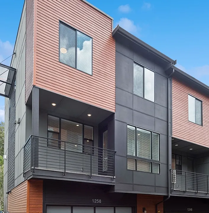 1258 131st Pl NE