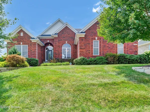5512 Valley Park Dr, Louisville, KY 40299