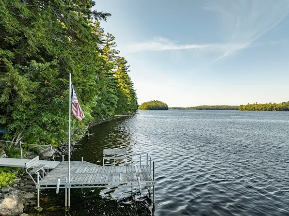 459 Howell Shore Road, Palermo, ME 04354