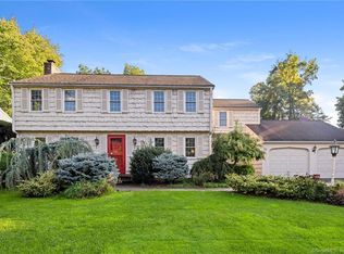 97 Cliffmore Rd, West Hartford, CT 06107