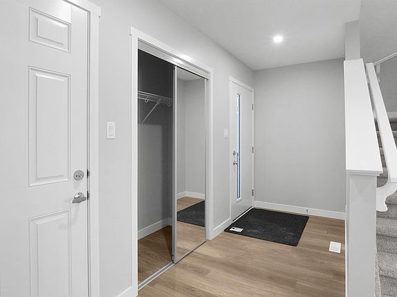 4th image of 1860 187th St NW