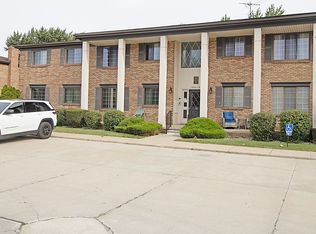 19701 Ridgemont St #17, Saint Clair Shores, MI 48080