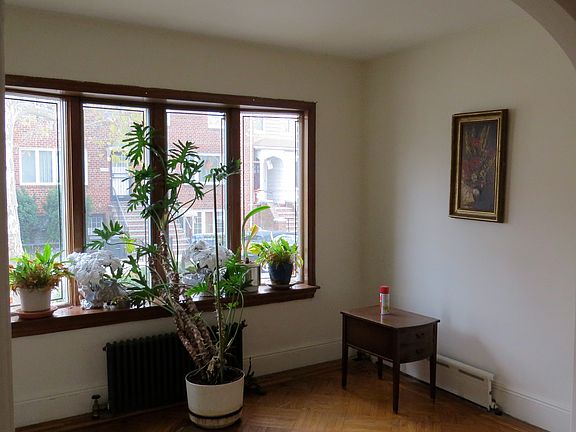 3rd image of 6652 Bergen Pl