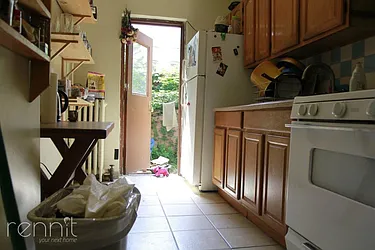 Rented by Rennit Inc.