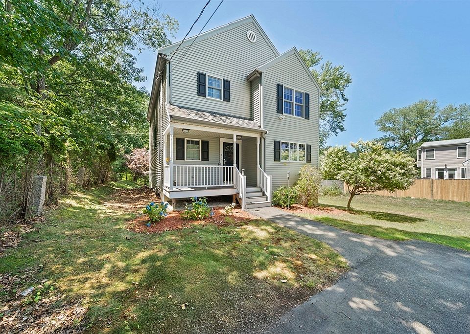 1st image of 615 Front St