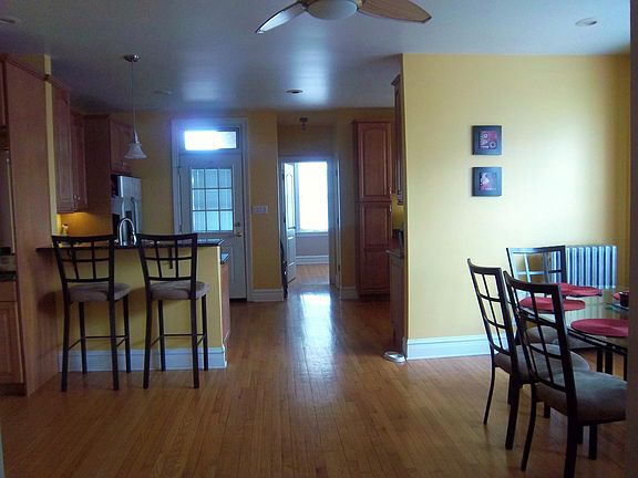 5th image of 2917 W Dickens Ave Floor 2