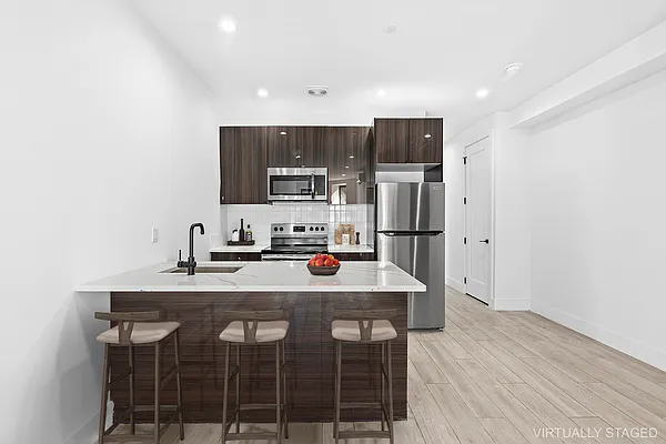 Rented by Compass | media 13