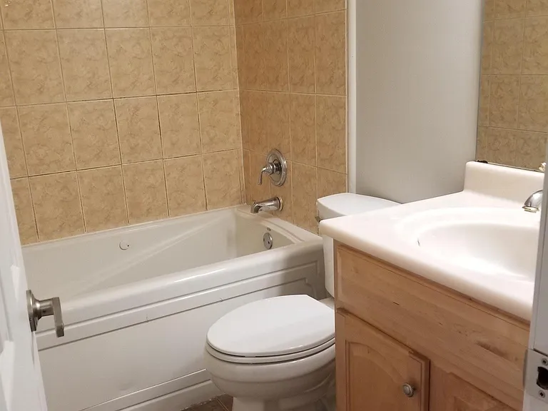303 Gemini Dr — Photo 6