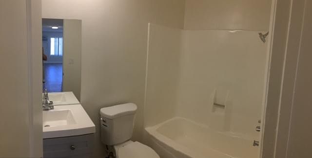 2nd image of 3189 Cheviot Vista Pl #210