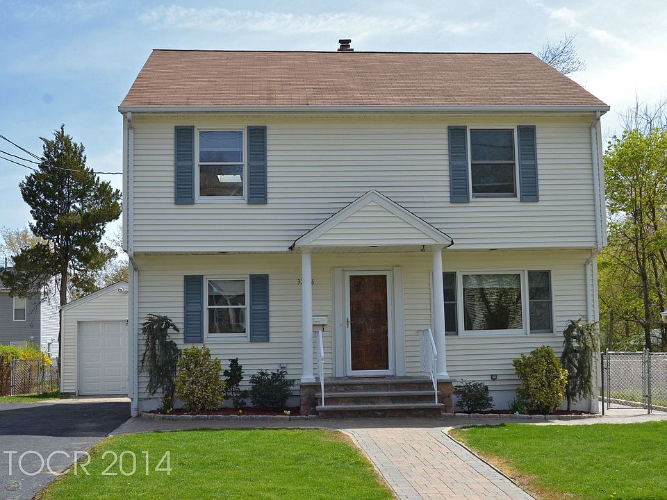 1st image of 32-06 Norwood Dr