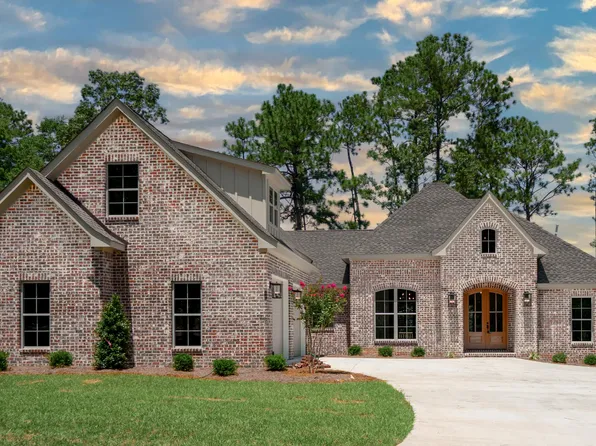 130 Brookhollow Blvd, Hattiesburg, MS 39402