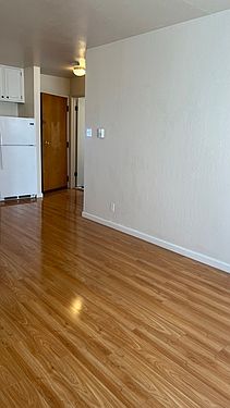 5th image of 1447 Sacramento St APT 5
