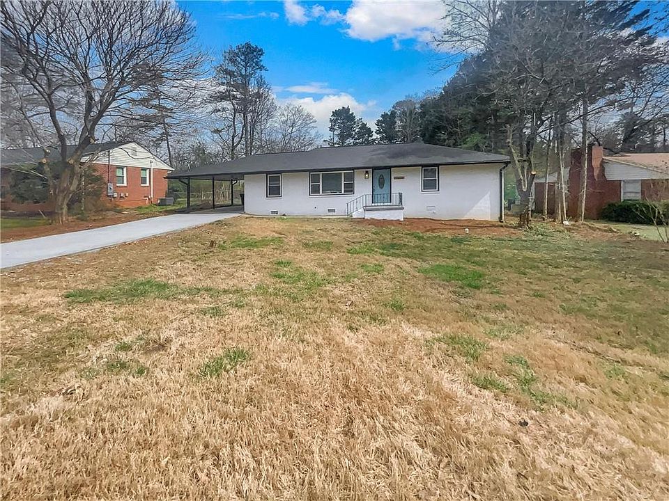 1st image of 120 Yancy Dr SE