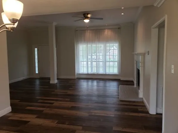 11025 Pin Oak Dr, Biloxi, MS 39532