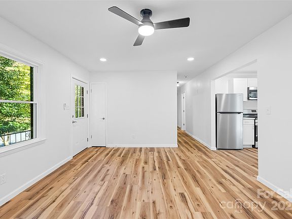 5th image of 1312 Forest Park Dr