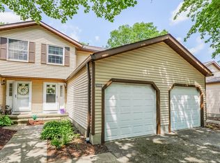 3888 Lake Run Blvd, Stow, OH 44224