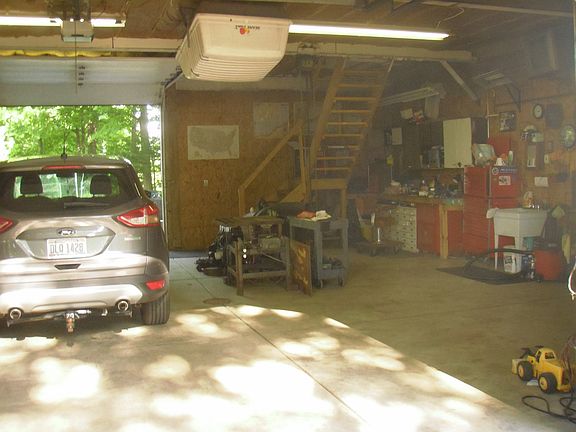 3 - 9' doors, front and back