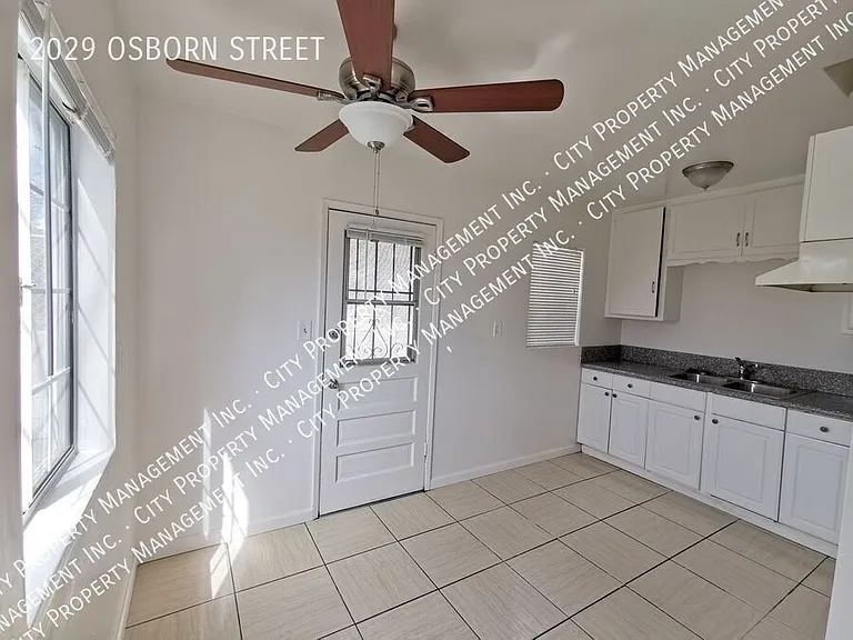 2029 Osborn St — Photo 9