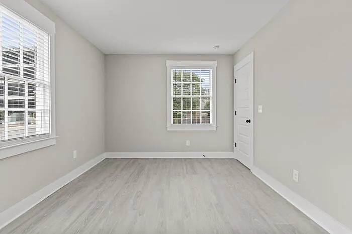 401 Clinton Ave E #3 — Photo 23