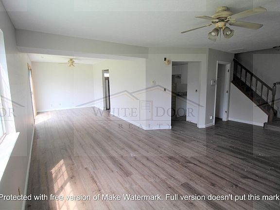 2nd image of 3440 Sussex Ln