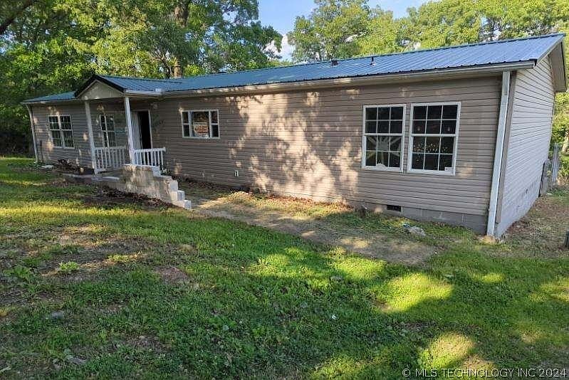 2nd image of 12226 S 701st Rd