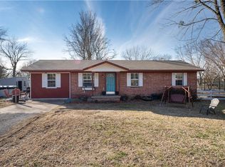 17528 W Grandview Dr, Tahlequah, OK 74464