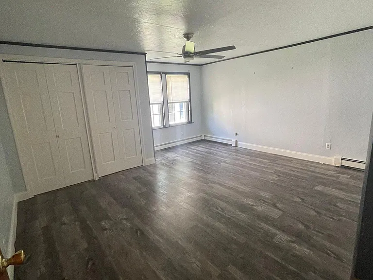 12 Park Ln — Photo 17