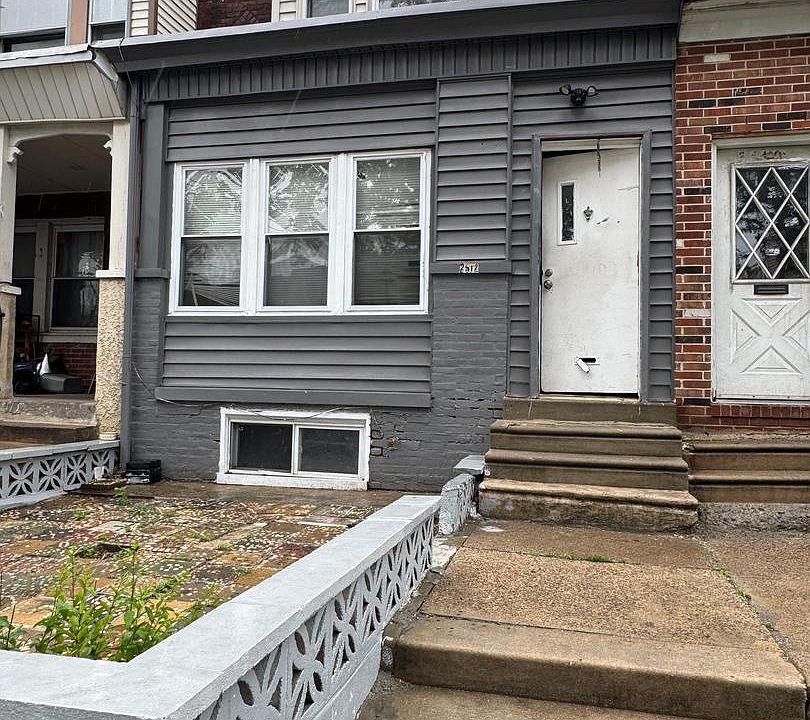 1st image of 2512 S 61st St