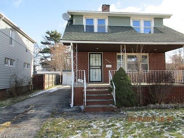 1st image of 1461 E 204th St
