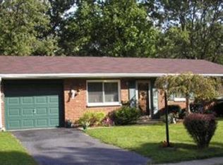 801 Moccasin Trl, Xenia, OH 45385