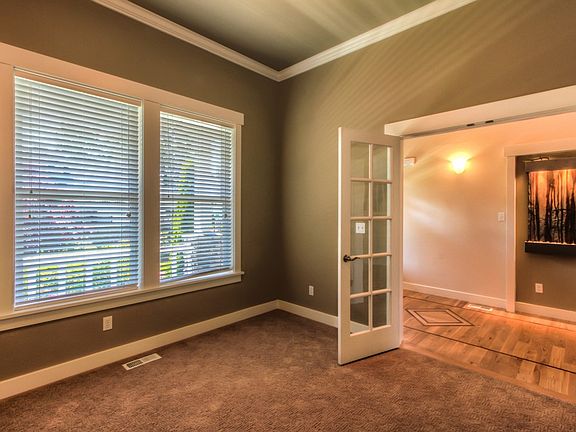 4th image of 8105 Steilacoom Crest Ln SW