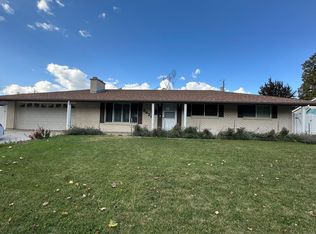 6420 S Glen Oaks St, Murray, UT 84107