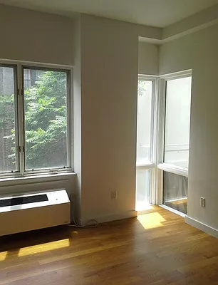 Rented by Keller Williams NYC | media 85