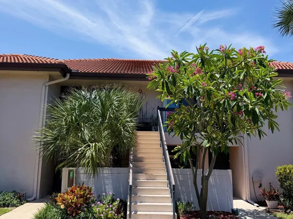 351 Club Cir APT 208, Boca Raton, FL 33487