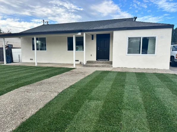 2421 Hackberry St, Stockton, CA 95205