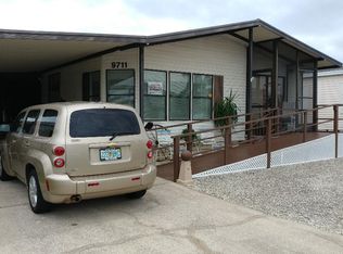 9719 Avalon Dr, Parrish, FL 34219